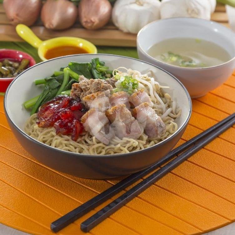 Review Bakmi Siantar Lina: Pengalaman Makan Enak di Kelapa Gading