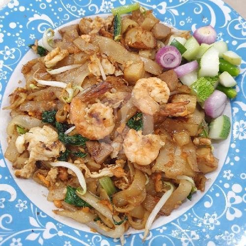 Kwetiaw Goreng Babi GCA menu Sate Ayam Blora Subekti
