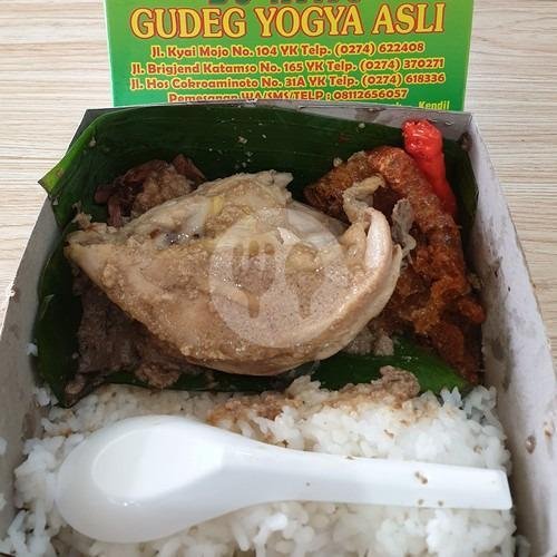 Lauk Tahu menu Gudeg Song Djie Bu Atmo, Brigjen Katamso