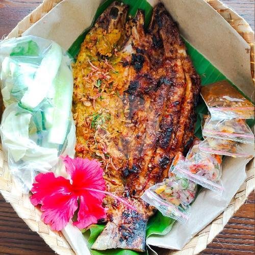 IKAN BAKAR 2 RASA KHAS BALI SIZE M + (BER 2) FREE SAYUR  BALI menu Ikan Bakar Khas Bali Legian, Tegalrejo