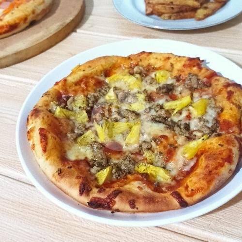 Papperoni mushroom menu PizzaQu, Beran Lor