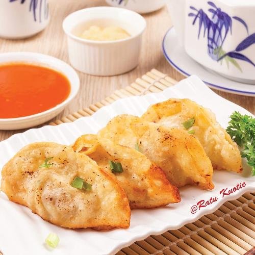 Kuotie Panggang Isi 15 Pcs menu Ratu Kuotie, Jelambar