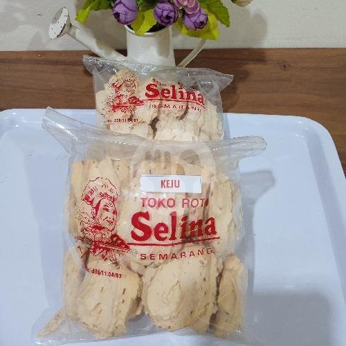 Leter S Ori menu Toko Roti Selina, Wahid Hasyim