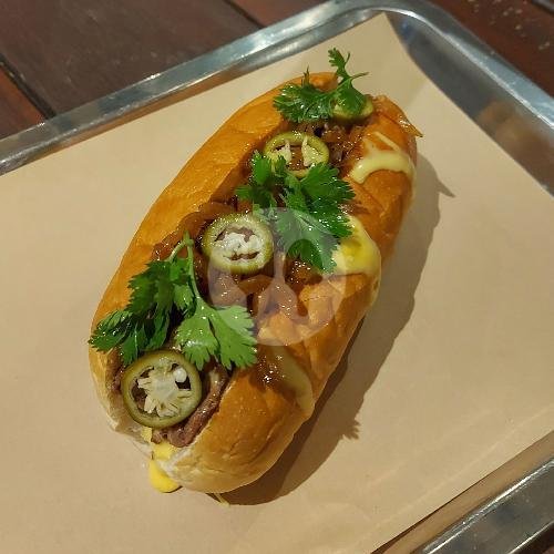 Homemade Mozzarella And Italian Herbs Sausage menu LC Smokehouse