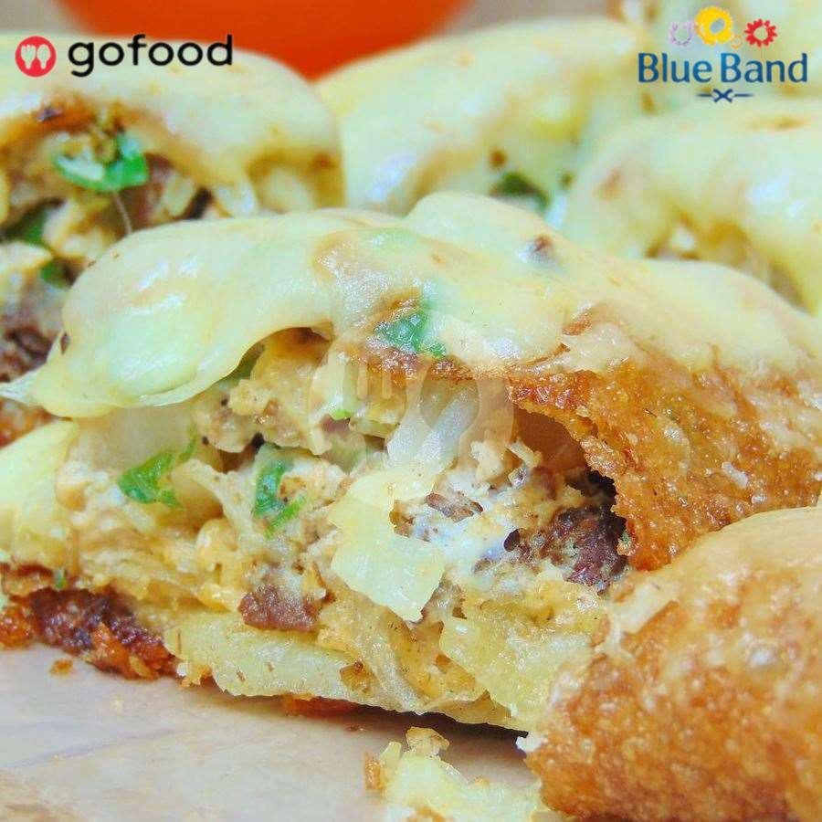 Martabak Besar Special Daging Kornet menu Eiffelly Martabak, Suko Manunggal