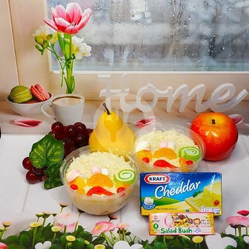 Salad Buah Tanggung (400ml). Beli 2 GRATIS 2 Es Mambo Lia menu Salad Buah Lia, Brawijaya