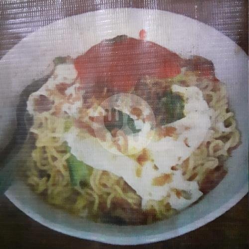 Indomie Goreng Doubel + Telor menu Sudi Mampir, Cibogo Bawah