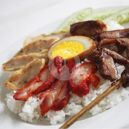 Ifumie (Pilih ayam atau babi) menu Warung Nasi Tim Baru, Mangga Besar