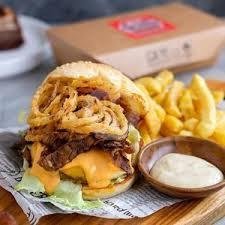 Chicken Cheese Burger menu Keblenger Burger, Kemayoran