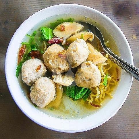 Review Bakso Pak Wardi Sampangan: Nikmati Bakso Lezat dengan Suasana Nyaman