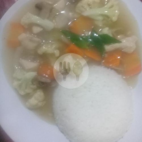 Nasi + Ayam Cah Jamur menu Bakmi dan Seafood 99, Pandega Marta