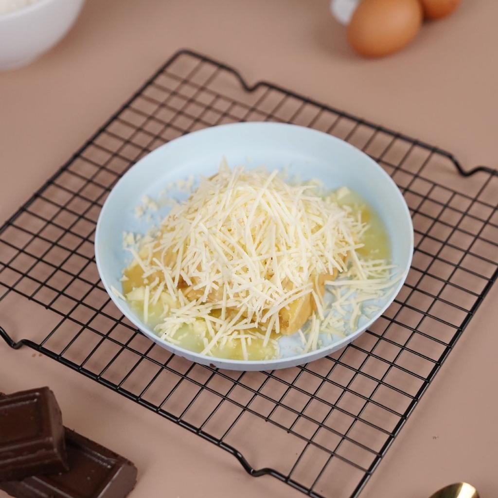 Kue Pancong Strawberry menu Es Coklat Tiada Dua, Ciliwung