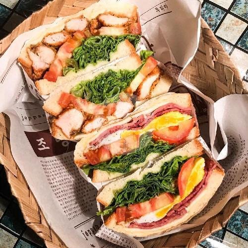 T.O.A.S.T Christmas Gift menu Joppang, Klampis Jaya