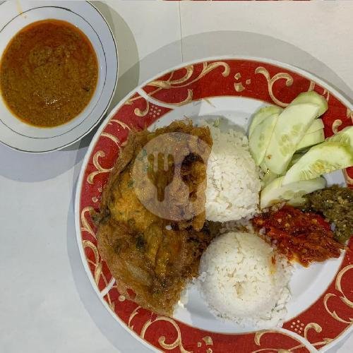 Nasi Ikan Lele Goreng menu Ampera Surga, Jamal Jamil