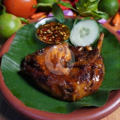 Ayam Bakar menu Bebek Goreng Harissa, MERR