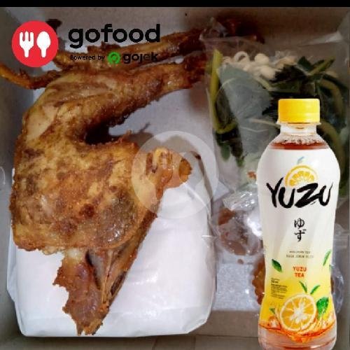 Teh Yuzu menu Ayam Kampung Goreng Mbak Nana Sumber, Banjarsari