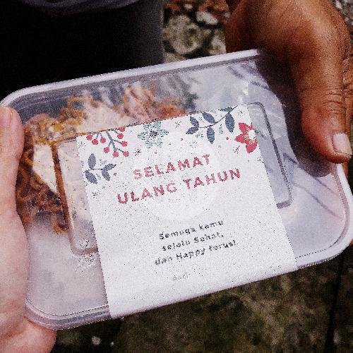 Kotak Makan (pengganti kertas bungkus)+Sendok menu Nasi Cumi Penjaringan, Rungkut Mejoyo