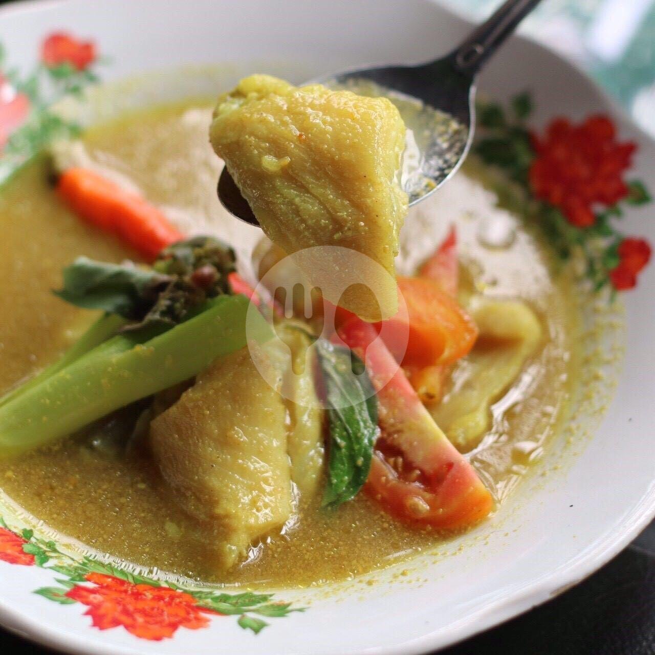 Review Restoran Sowak Sop Iwak di Pamularsih: Tempat Makan Enak dan Cozy di Semarang