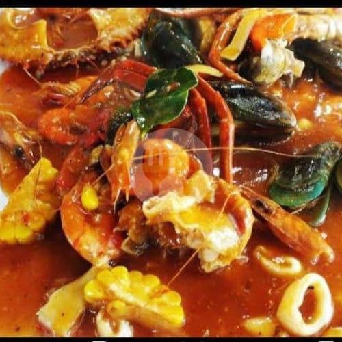 Ikan Kakap Laut Asam Manis menu Omah Seafood, Podosugih
