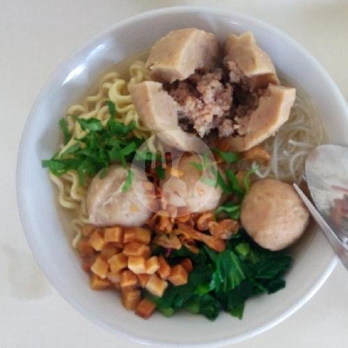 Bakso Urat Komplit menu Bakso Gerobak Cak Tebe, Purimas