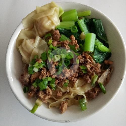 Bakmi Lebar Bakso menu Bakmi Atung, Tambora