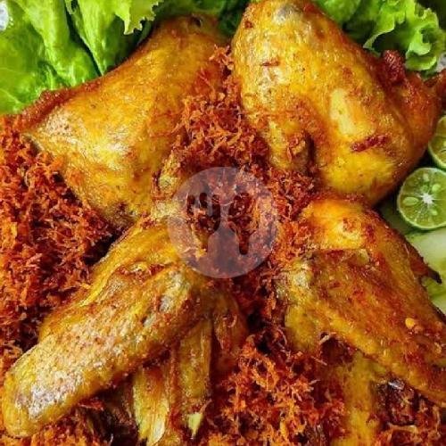Nasi Kuning Ayam Goreng Serundeng menu Nasi Kuning Ibu Ani, Cemara