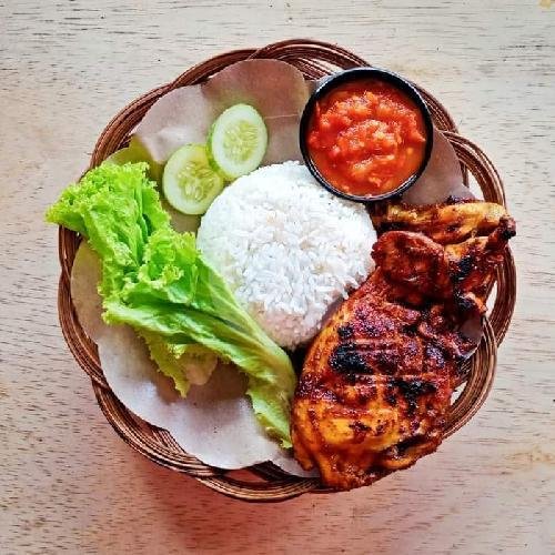 AB Tanom Dada Tanpa Nasi menu Ayam Bakar Mimi Eri