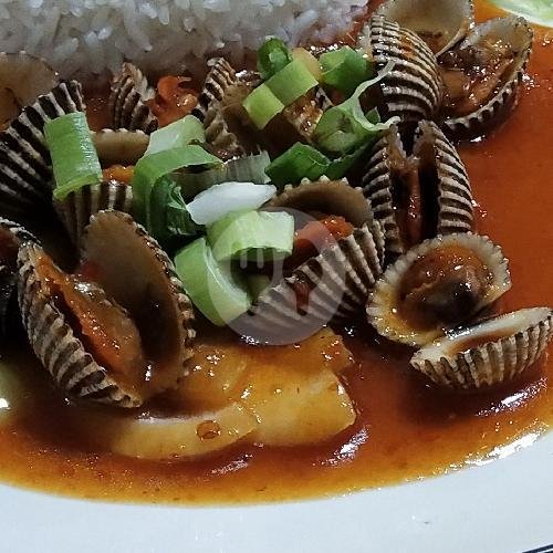 Pancong Keju Susu menu Pancong Lava, Beji