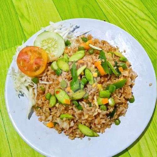 Nasi Goreng Ayam menu Bakmi Pak Gun, Joglo