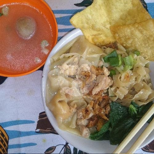Bakmi Karet menu Bakmi GC, Kota Bambu