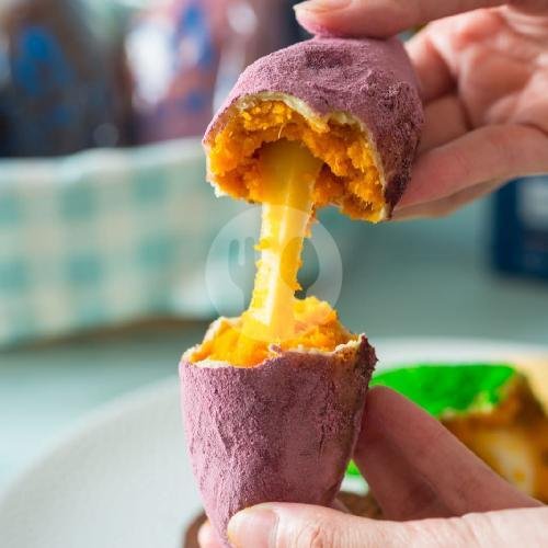 Review Momis Bakery Griya Buah Batu: Tempat Cozy dan Menu Lezat di Bandung
