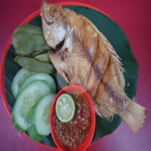 Ikan Nila Goreng menu WAROENG TIKI TAKA, Fatmawati