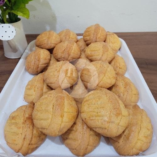 Review Toko Roti Selina: Tempat Nongkrong Asik dengan Roti Nostalgia di Semarang