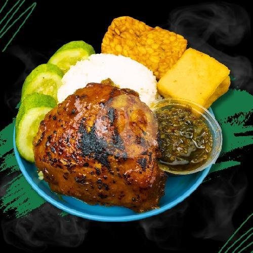 KOMPLIT NASI AYAM BETUTU+TAHU TEMPE+SAMBEL menu Homineni, Cimahi