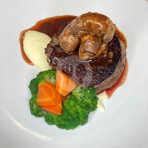 Sweet Cold White 1L menu Home Chef Coffe & Resto, Ahmad Yani