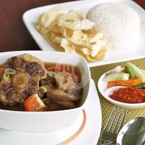 Paket Sop Buntut Bakar menu Sop Iga Pa Sugih Ho, Pujasera Manunggal
