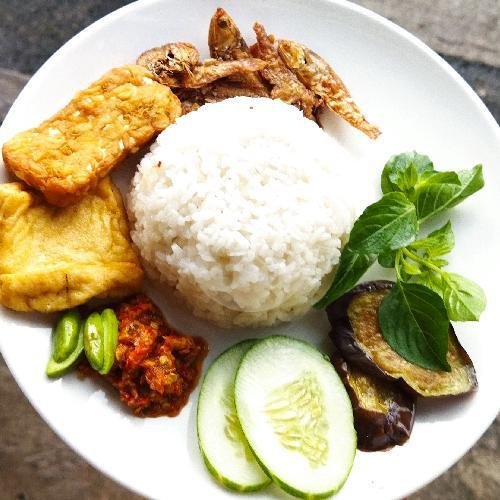 Nasi Kulit Goreng menu Ayam Goreng Kremes & Lengkuas Mletikfood, Warung Makan Mletik, Mayang