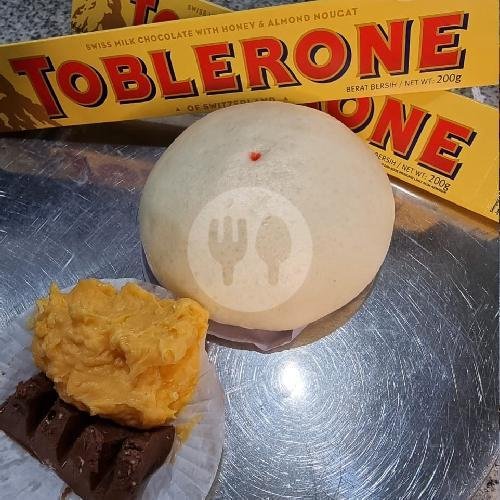 Bakpao Selei Kacang + Coklat menu Bakpao Hongkong, Tambaksari