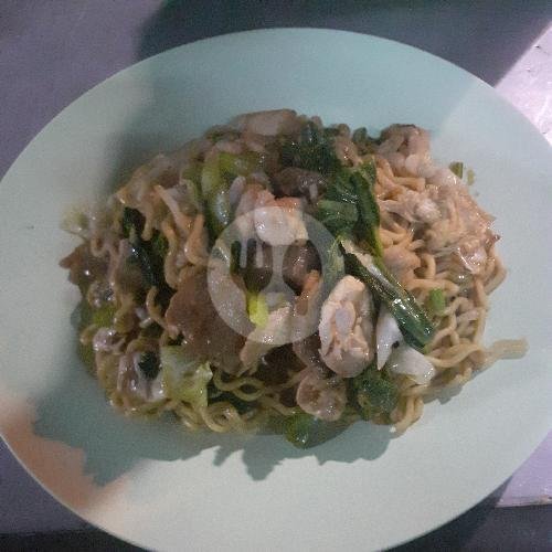 Bakmi Kuah Spesial menu Depot Mitra, Siwalankerto