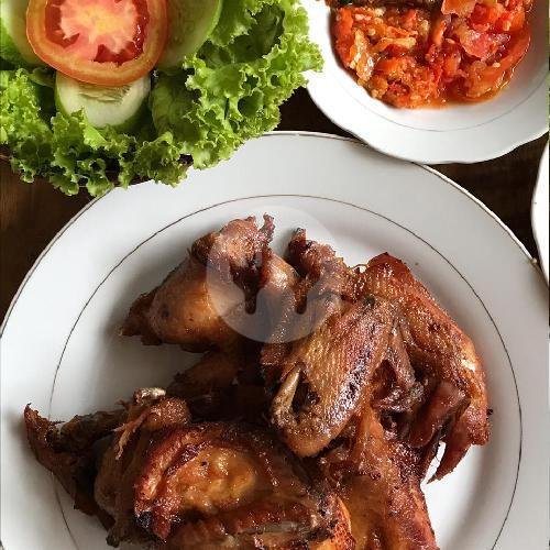 Daun Pepaya Per Pak menu Ayam, Jurang
