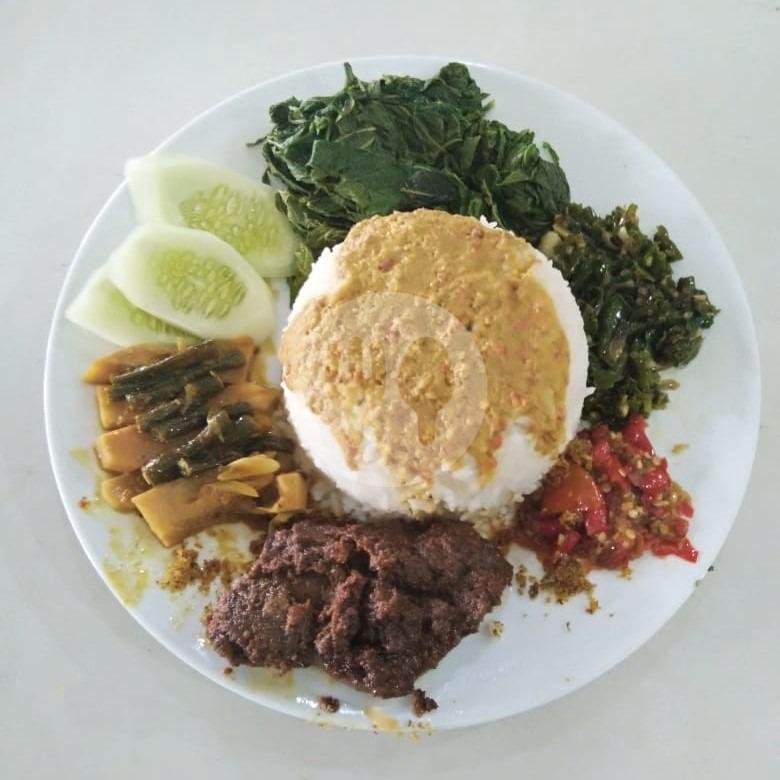 Nasi Rendang Ati Sapi menu Rumah Makan Padang Putra Piliang, Timoho