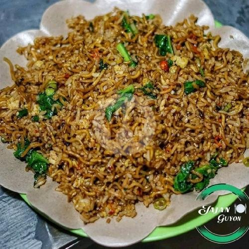 nasi mawud(nasgor campur emi+aym bakso) menu Nasi Goreng santai Bank DKI