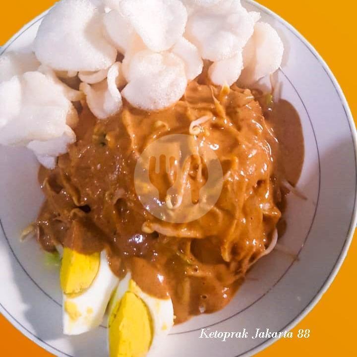 Review Gado-Gado & Ketoprak Jakarta 88: Surga Kuliner di Klojen Malang