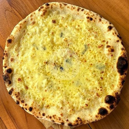 Review Ben’s Pizzeria: Pizza Autentik di Kebayoran Baru, Jakarta