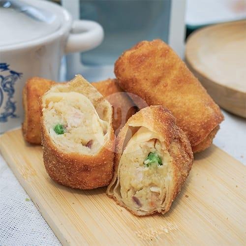 Klepon 2 Biji menu Kue dan Jajan Pasar Ny Yasin Zein, Dharmahusada Indah Utara