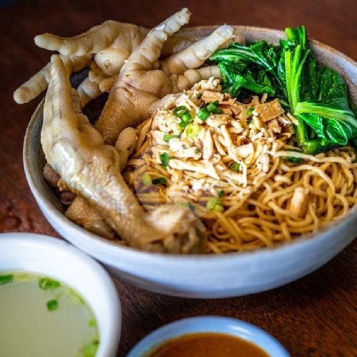 Mie Ayam Jamur menu Mie bener, Gowongan Lor