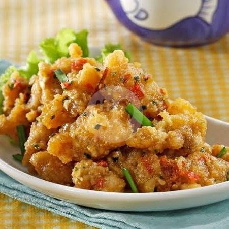 Ayam S. Telur Asin menu Happy Resto, DI Panjaitan