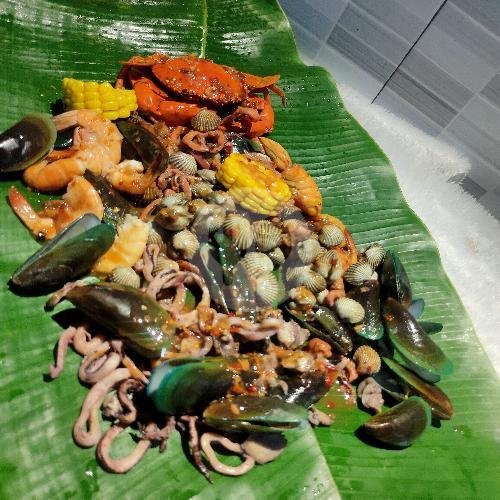 Kepiting 3 Ekor Tanggung menu Rumah Kepiting Sari, Karangploso