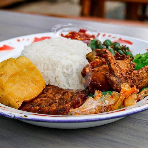 Paket Lele Goreng menu Saung Bojong 44