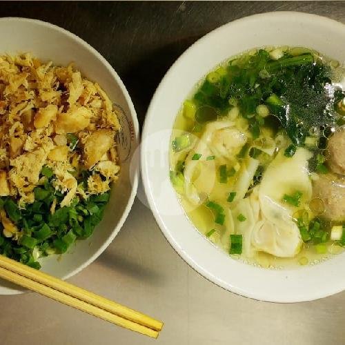 Yamin  Manis Bakso menu Bakmi Rajim Paskal (Halal), Jl. Pasirkaliki